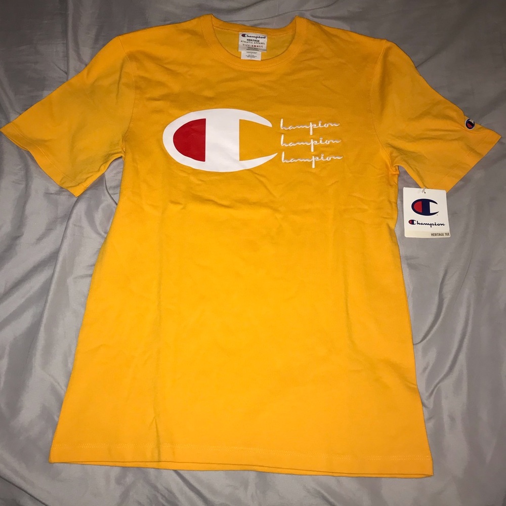Champion men’s t-shirt🆕